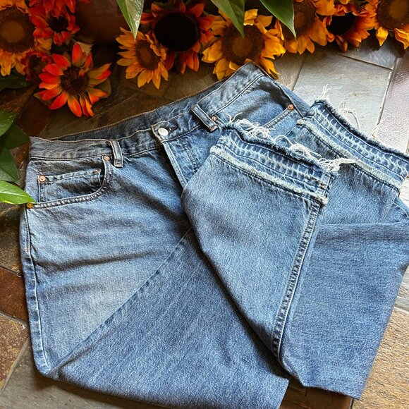 We the Free Button-Fly Jeans w/Double-Frayed Hem - Picture 11 of 16